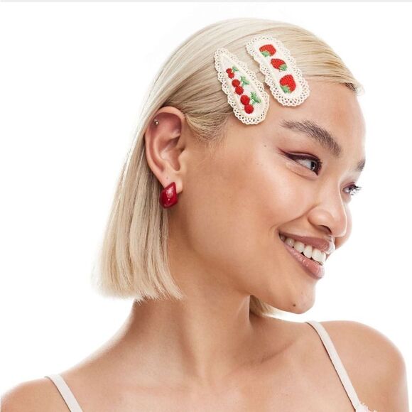 Boho cherry hear clip M1161 - Picture 2 of 6